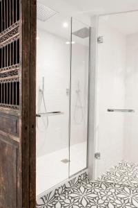 hotel midmost by majestic hotel group