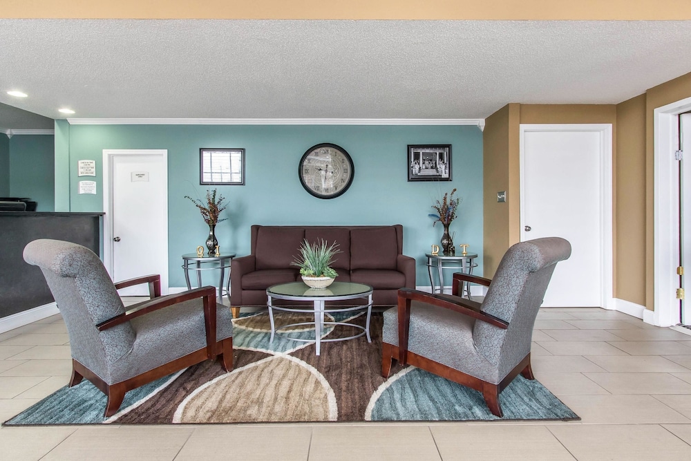 quality inn downtown historic district