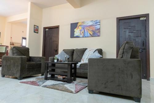 charter stays 3bhk luxurious flat in manikonda