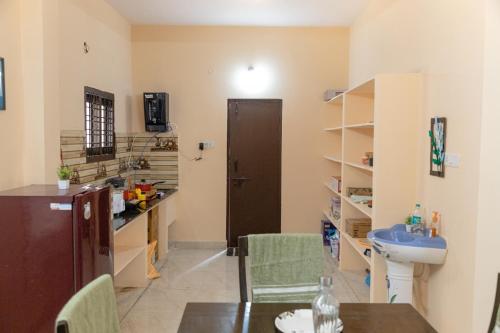 charter stays 3bhk luxurious flat in manikonda