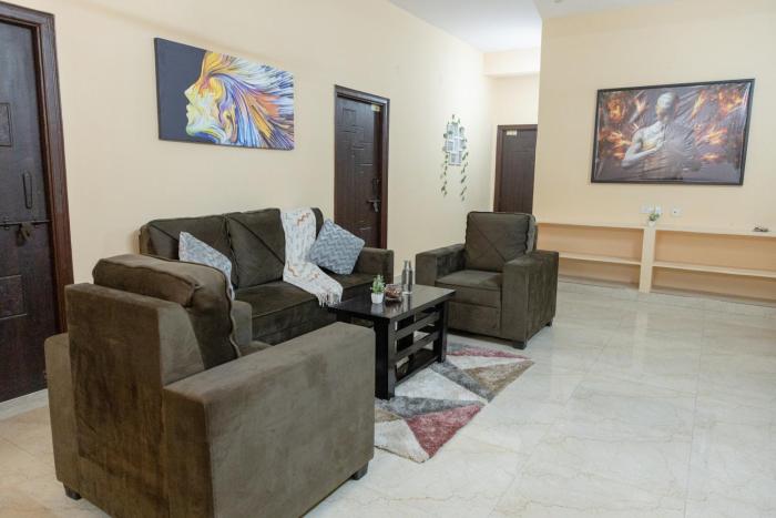 charter stays 3bhk luxurious flat in manikonda