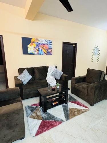 Charter Stays 3Bhk Luxurious Flat In Manikonda,,5 star