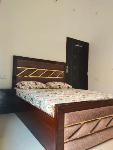 Shantinath Dham ,,3 star