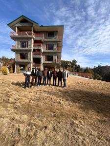 shalom hillcrest inn