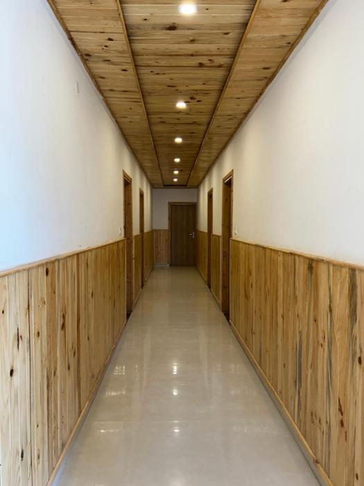 shalom hillcrest inn