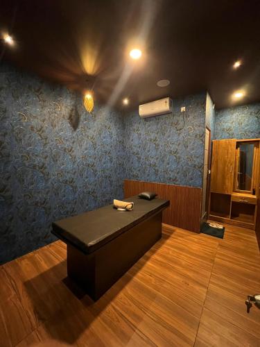 fly view airport residency