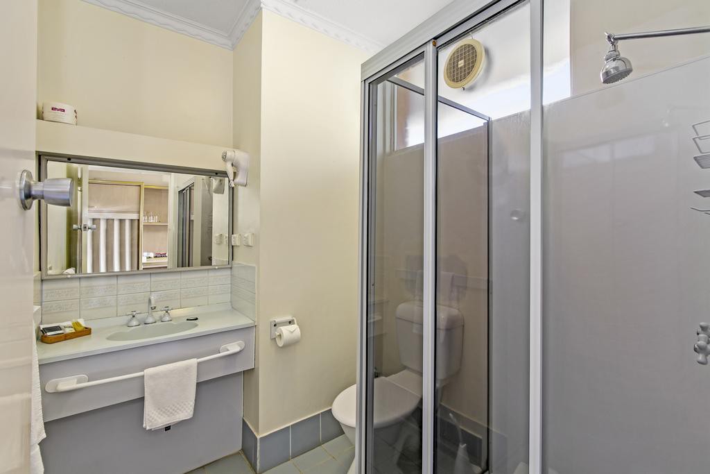 moe parklands motel