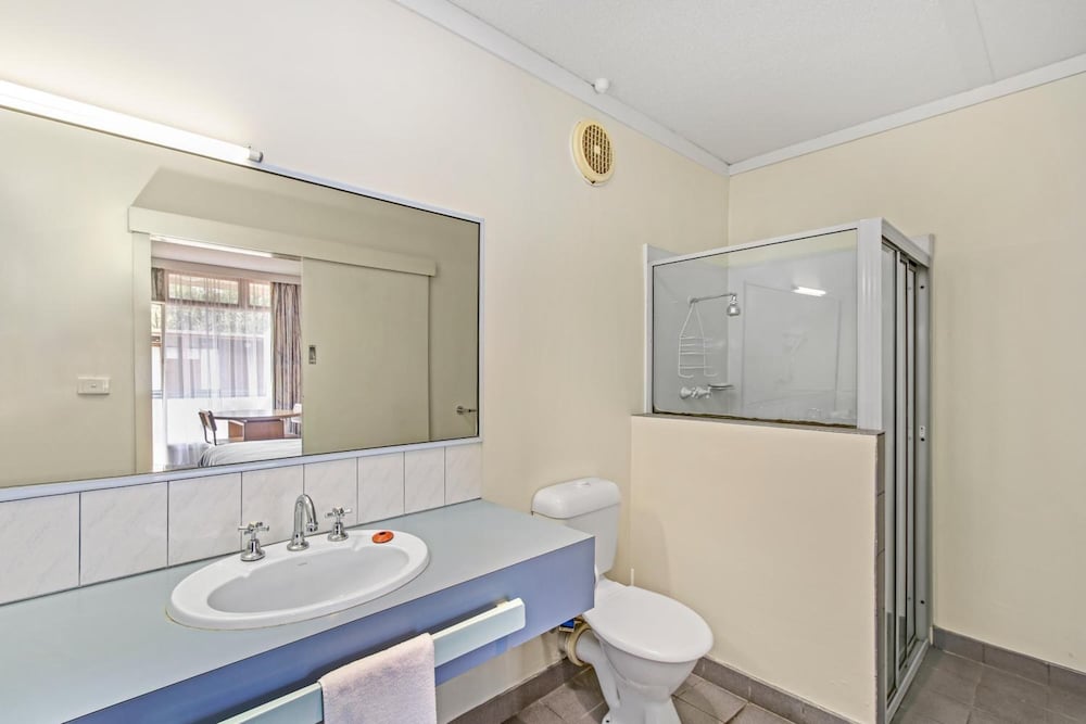 moe parklands motel