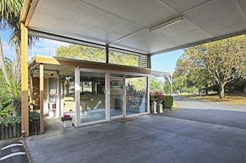 moe parklands motel