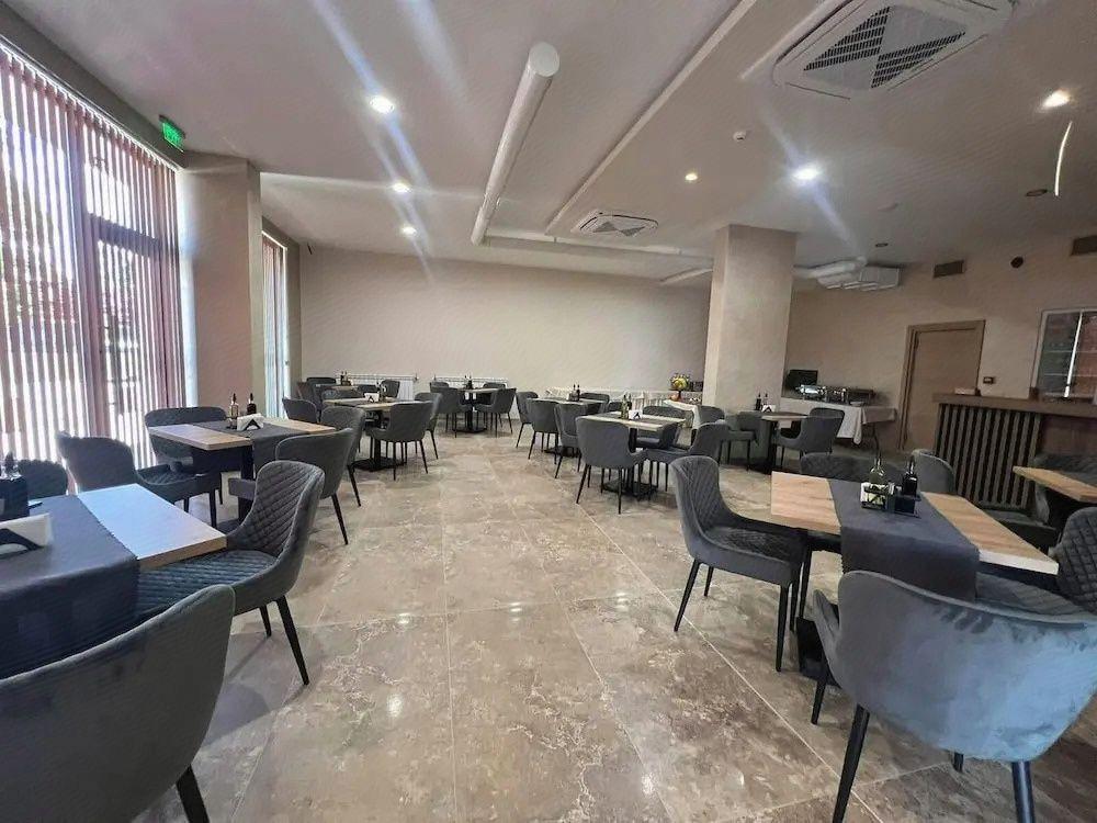 hotel via serdika