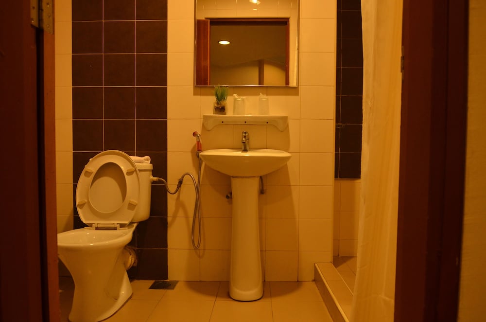 kingston hotel 11 pwtc kl