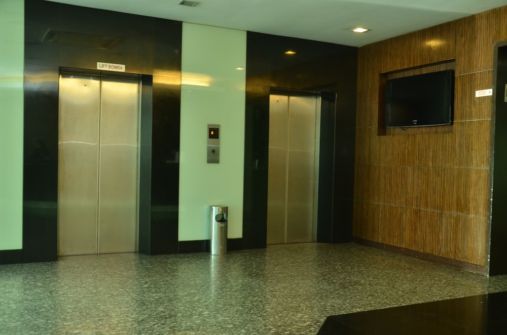 kingston hotel 11 pwtc kl
