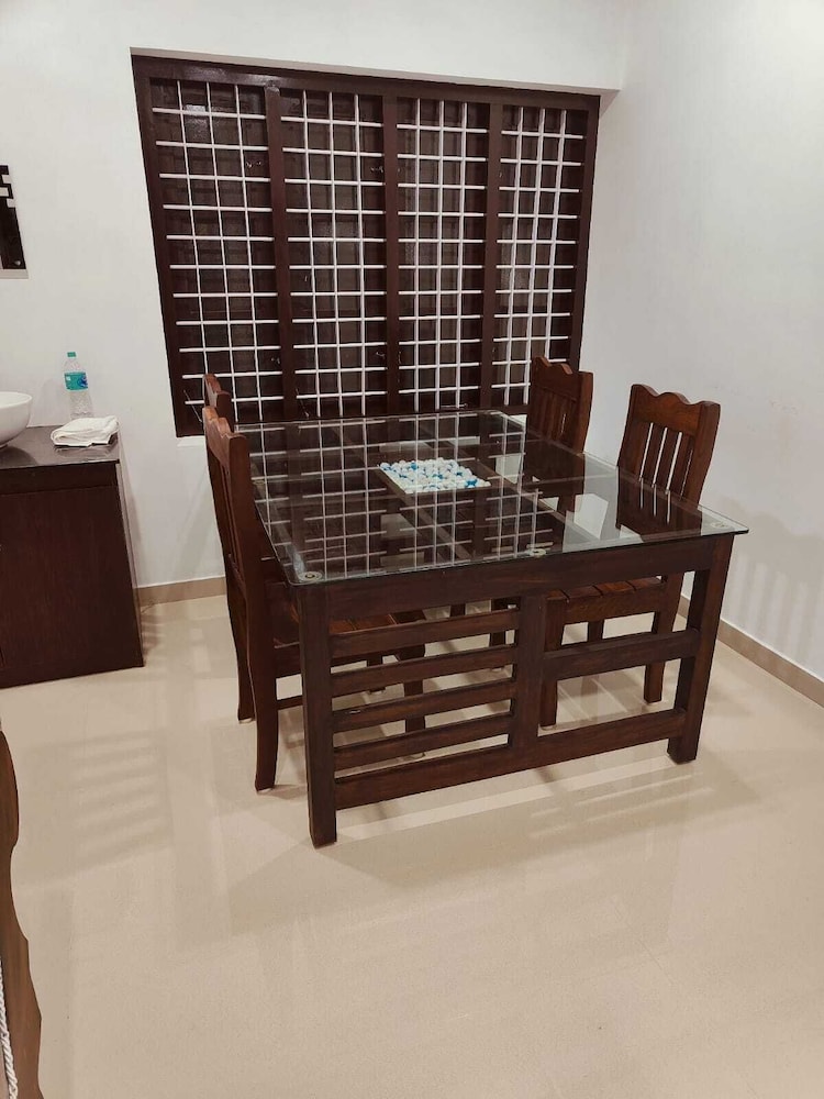 palm paradise home stay