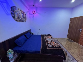 its braj raj home stay