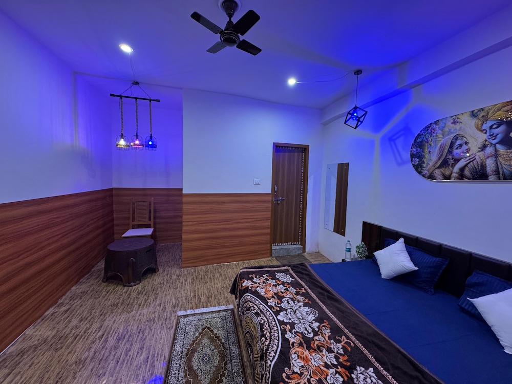 its braj raj home stay