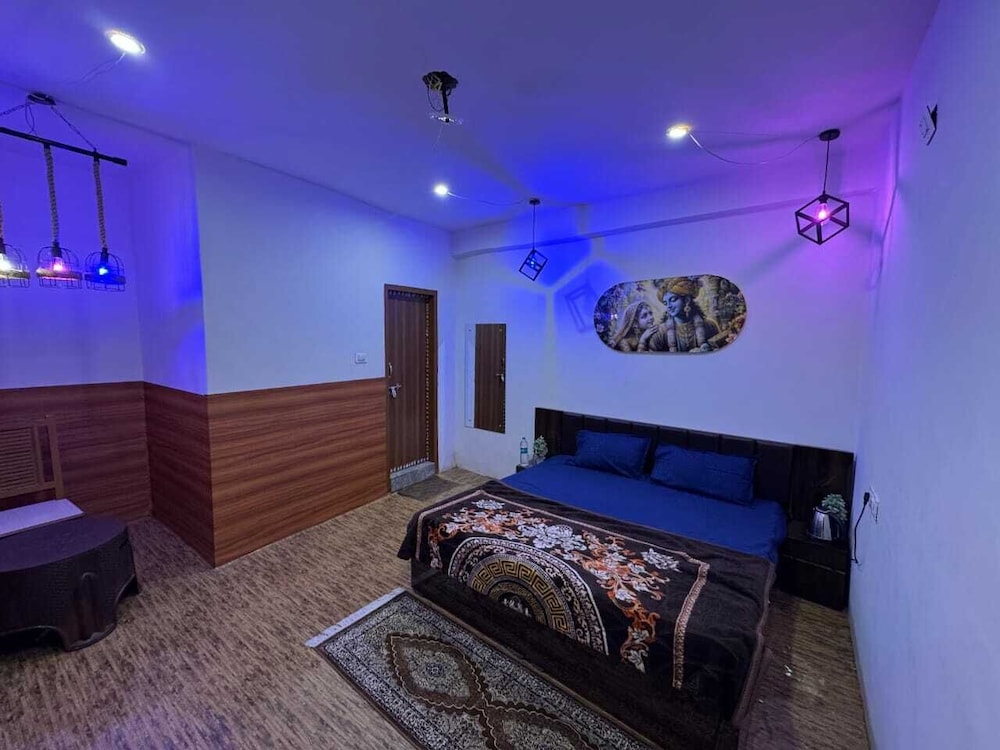 its braj raj home stay