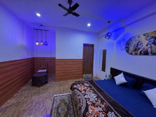 its braj raj home stay