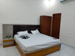 its braj raj home stay