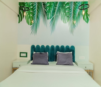 copper 11 service apartments sb road shivaji nagar pune