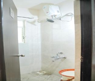 copper 11 service apartments sb road shivaji nagar pune