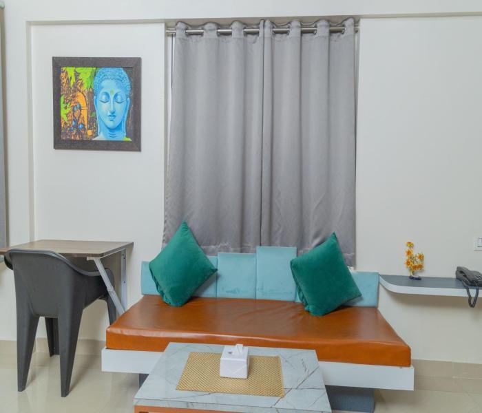 copper 11 service apartments sb road shivaji nagar pune