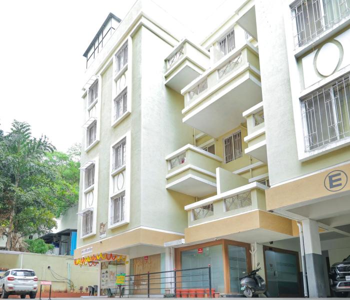 copper 11 service apartments sb road shivaji nagar pune