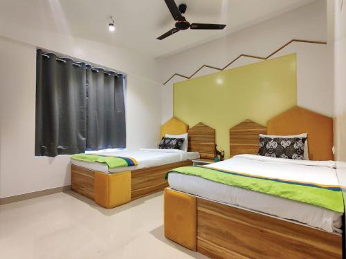 copper 11 service apartments sb road shivaji nagar pune