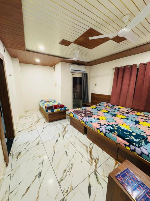 hotel shree sidhi vinayak
