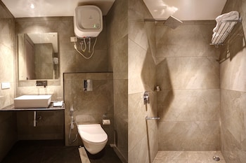 iva premium delhi airport