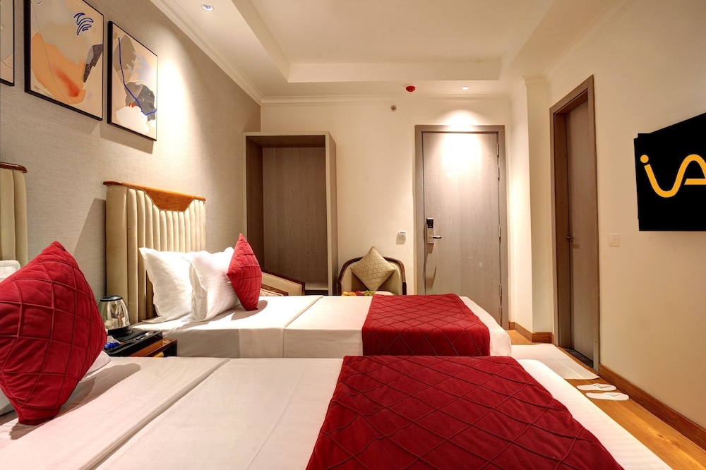 iva premium delhi airport