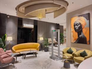 iva premium delhi airport