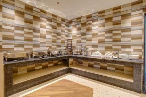 iva premium delhi airport
