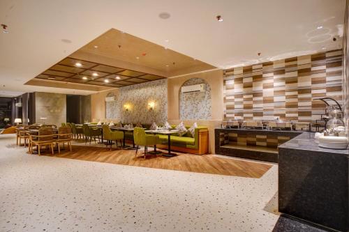 iva premium delhi airport