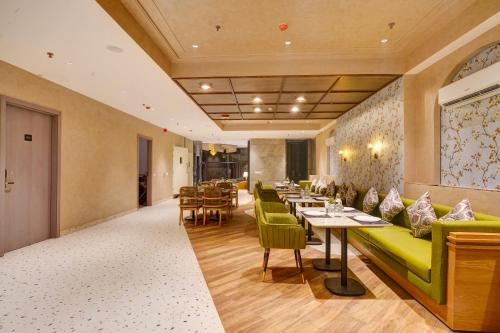 iva premium delhi airport