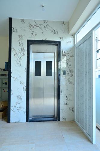 Vaarahi Guest Inn,,2 star