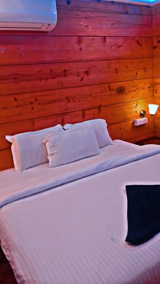 omiguel clifftop cottages