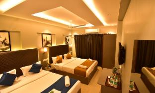 dhanvantari hotel