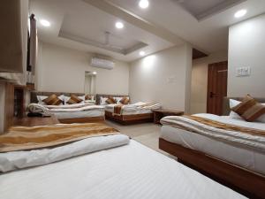 shree shyamraj hotel