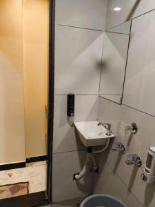 shree shyamraj hotel