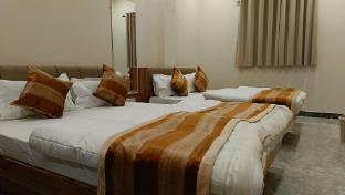 shree shyamraj hotel