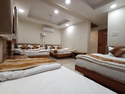 shree shyamraj hotel