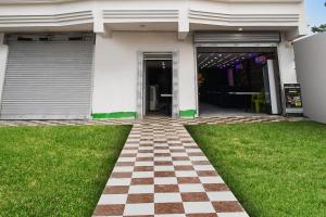 silver park hotel and dhaba