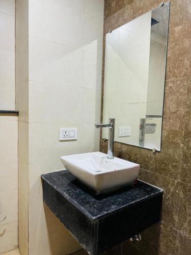 elegant studios luxury rental