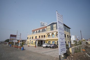 deotel inn pithampur