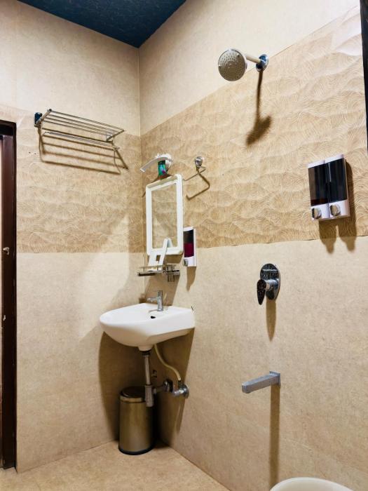 hotel new blue rocks