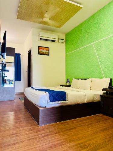 hotel new blue rocks