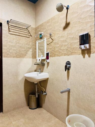 hotel new blue rocks