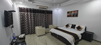 hotel ashiyana elite