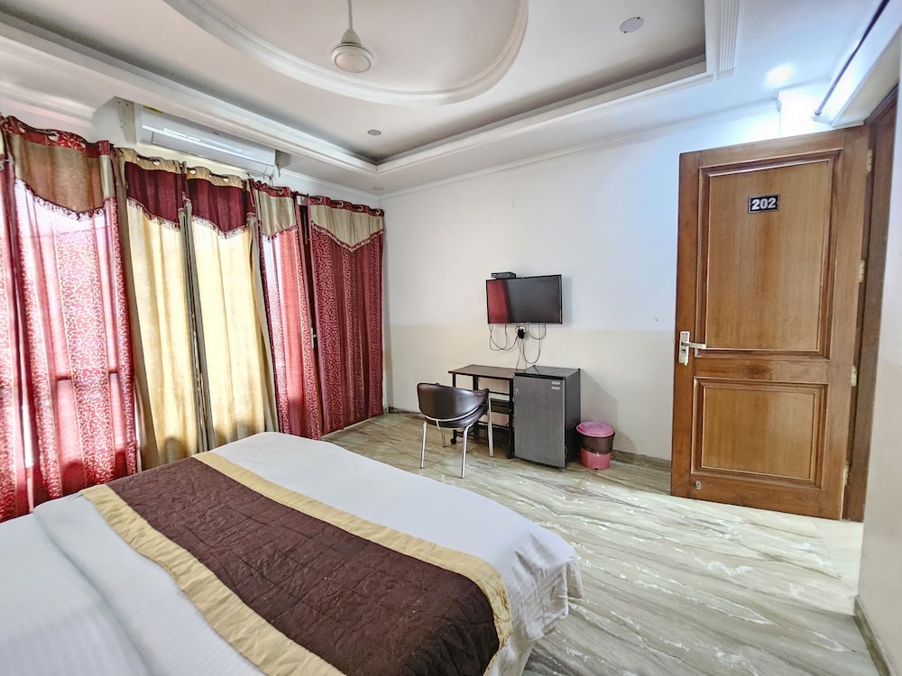 hotel ashiyana elite