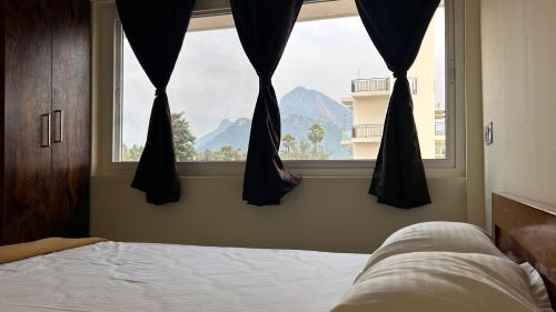 gold mountain stay